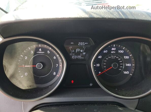 5NPDH4AE4GH696385 2016 HYUNDAI ELANTRA Black Widok zestawu wskaźników