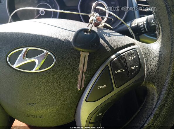 5NPDH4AE5GH705224 2016 HYUNDAI ELANTRA Burgundy Dashboard view