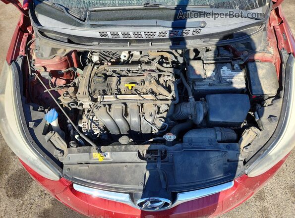5NPDH4AE5GH716000 2016 HYUNDAI ELANTRA Красный Вид задней части салона