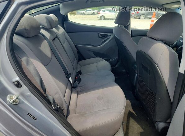 5NPDH4AE5GH738630 2016 HYUNDAI ELANTRA Gray 