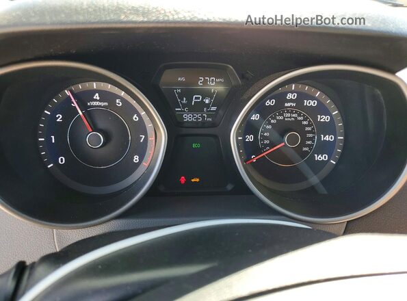 5NPDH4AE5GH740829 2016 HYUNDAI ELANTRA Red ხელსაწყოთა პანელის ხედი