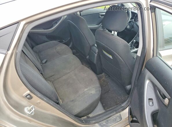 5NPDH4AE5GH795748 2016 HYUNDAI ELANTRA Beige Հետևի նստատեղերի տեսք