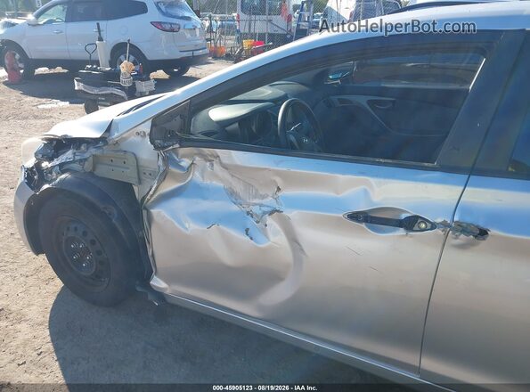 5NPDH4AE6GH721464 2016 HYUNDAI ELANTRA Silver Front view