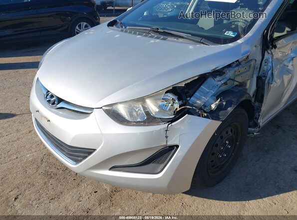5NPDH4AE6GH721464 2016 HYUNDAI ELANTRA Silver 360 interior view