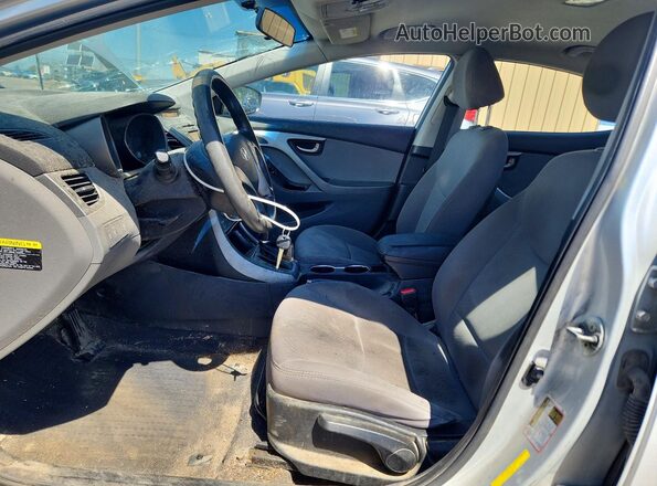 5NPDH4AE6GH735350 2016 HYUNDAI ELANTRA Серебряный Вид панели приборов