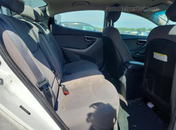 5NPDH4AE6GH766792 2016 HYUNDAI ELANTRA Белый Вид задних сидений
