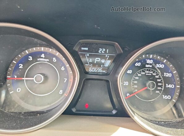 5NPDH4AE6GH777971 2016 HYUNDAI ELANTRA Белый Вид щитка приборов