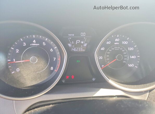 5NPDH4AE6GH787948 2016 HYUNDAI ELANTRA Silver ხელსაწყოთა პანელის ხედი