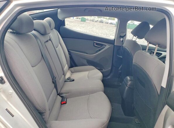 5NPDH4AE7GH674199 2016 HYUNDAI ELANTRA Silver 