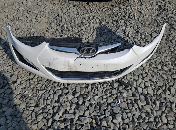 5NPDH4AE7GH766123 2016 HYUNDAI ELANTRA White Engine compartment view
