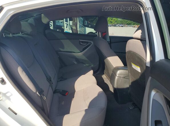 5NPDH4AE7GH766123 2016 HYUNDAI ELANTRA White Rear seats view