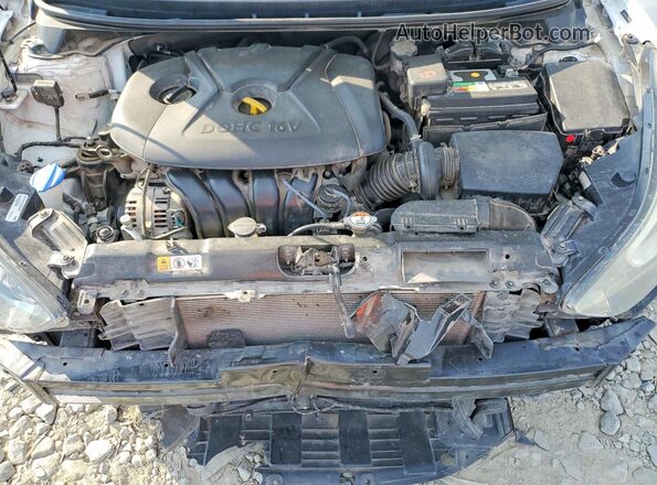 5NPDH4AE7GH766123 2016 HYUNDAI ELANTRA White Rear interior view