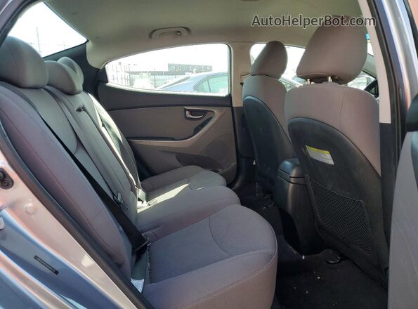 5NPDH4AE8GH661431 2016 HYUNDAI ELANTRA Silver უკანა სავარძლების ხედი