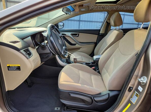 5NPDH4AE8GH672123 2016 HYUNDAI ELANTRA Tan Widok wnętrza z przodu