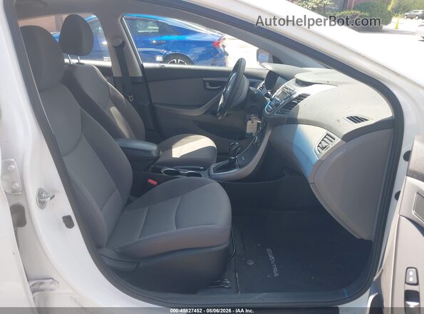 5NPDH4AE8GH681761 2016 HYUNDAI ELANTRA White Սալոնի դիմացի տեսք