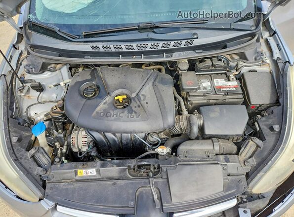 5NPDH4AE8GH683624 2016 HYUNDAI ELANTRA Silver Vista interior trasera