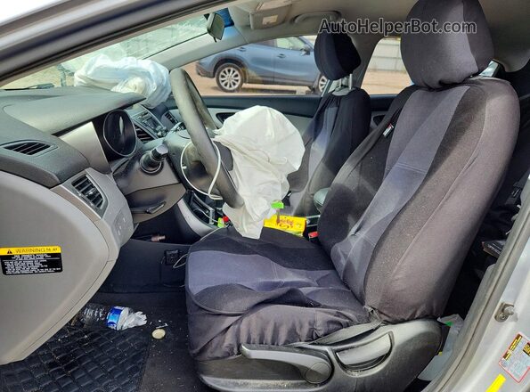 5NPDH4AE8GH683624 2016 HYUNDAI ELANTRA Silver Vista interior delantera