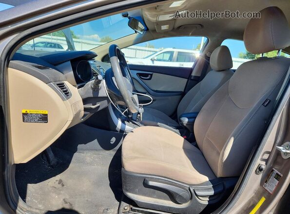 5NPDH4AE8GH686278 2016 HYUNDAI ELANTRA Tan Vista interior delantera