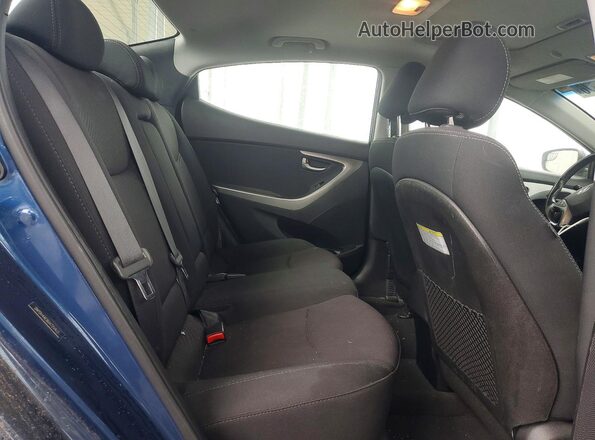 5NPDH4AE8GH729405 2016 HYUNDAI ELANTRA Blue Սալոնի հետևի տեսք