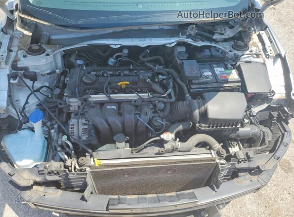 5NPDH4AE8GH734331 2016 HYUNDAI ELANTRA Gray Vista interior trasera