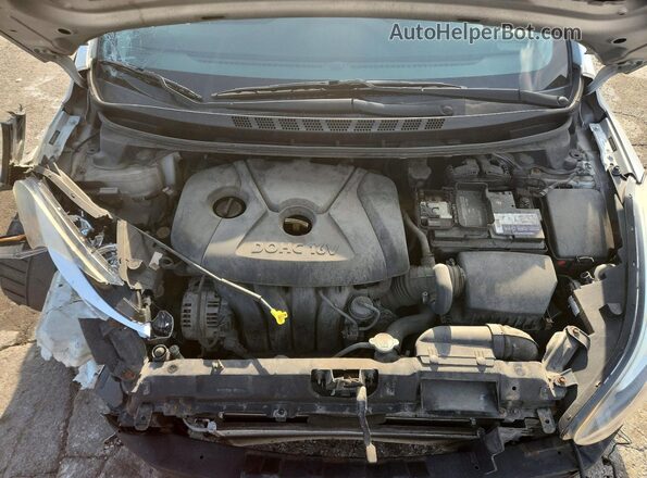 5NPDH4AE8GH737309 2016 HYUNDAI ELANTRA Silver Սալոնի հետևի տեսք