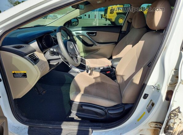 5NPDH4AE9GH657260 2016 HYUNDAI ELANTRA White Սալոնի դիմացի տեսք