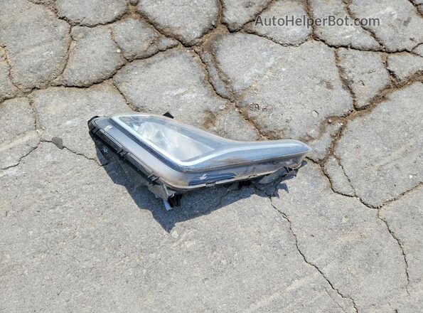 5NPDH4AE9GH694499 2016 HYUNDAI ELANTRA Silver Engine compartment view