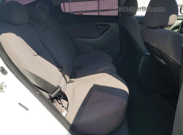 5NPDH4AE9GH709454 2016 HYUNDAI ELANTRA White Rear seats view