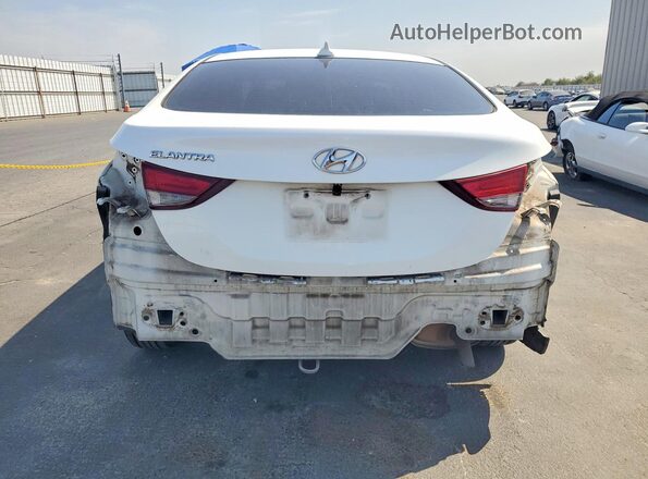 5NPDH4AE9GH709454 2016 HYUNDAI ELANTRA White Rear view