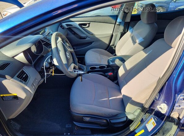 5NPDH4AE9GH720843 2016 HYUNDAI ELANTRA Blue Вид салону спереду