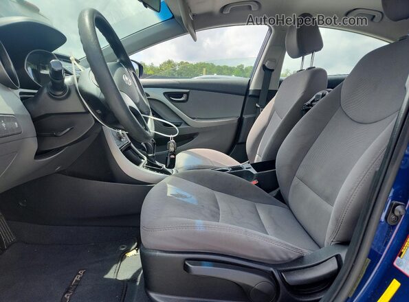5NPDH4AE9GH729378 2016 HYUNDAI ELANTRA Blue წინა სალონის ხედი