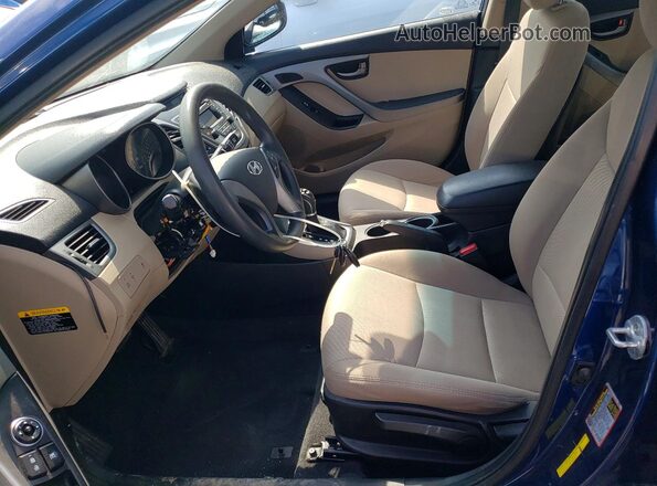 5NPDH4AE9GH737786 2016 HYUNDAI ELANTRA Синий Вид салона спереди