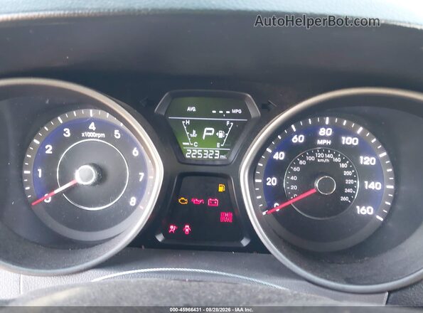 5NPDH4AE9GH751932 2016 HYUNDAI ELANTRA Silver უკანა სავარძლების ხედი