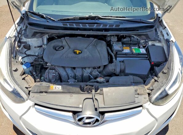 5NPDH4AE9GH769105 2016 HYUNDAI ELANTRA White Rear interior view