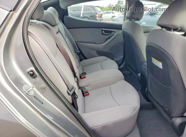 5NPDH4AEXDH317028 2024 HYUNDAI ELANTRA Gray Հետևի նստատեղերի տեսք