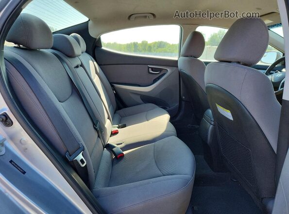 5NPDH4AEXGH660877 2016 HYUNDAI ELANTRA Silver უკანა სავარძლების ხედი