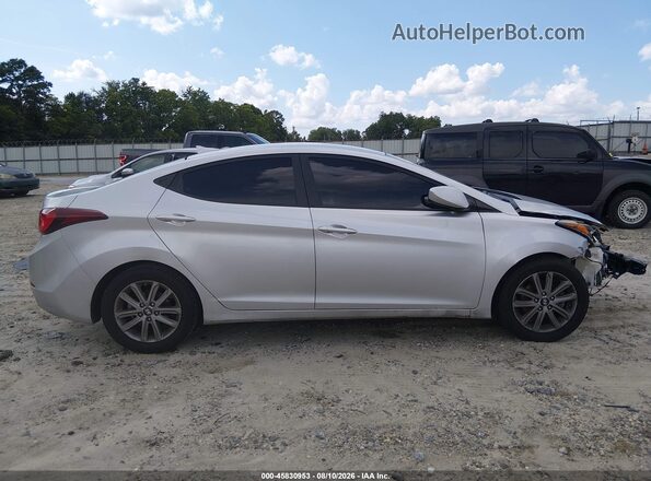 5NPDH4AEXGH720415 2016 HYUNDAI ELANTRA Silver Rear interior view