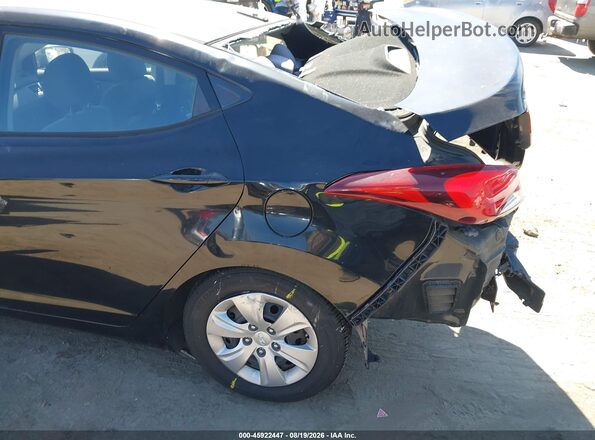 5NPDH4AEXGH758372 2016 HYUNDAI ELANTRA Black 