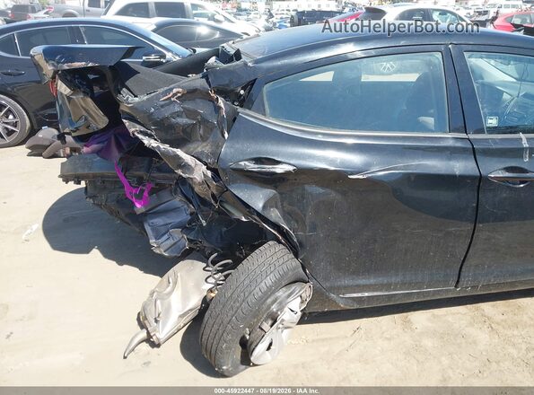 5NPDH4AEXGH758372 2016 HYUNDAI ELANTRA Black Rear interior view