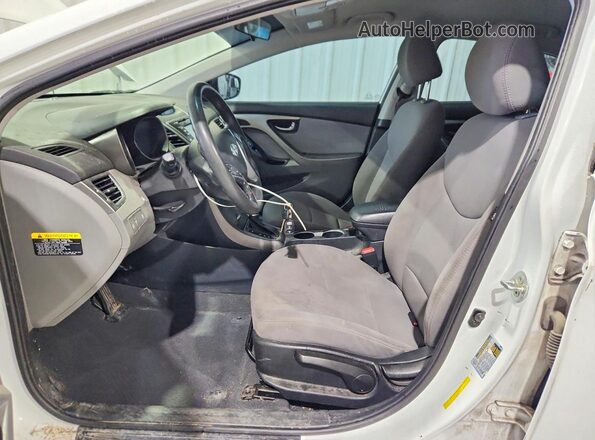 5NPDH4AEXGH760185 2016 HYUNDAI ELANTRA White Widok wnętrza z przodu