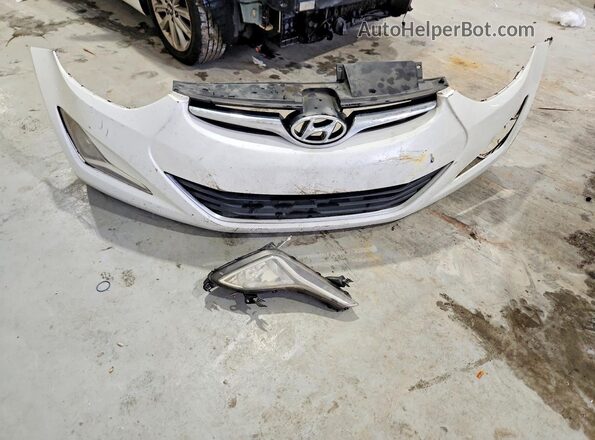 5NPDH4AEXGH760185 2016 HYUNDAI ELANTRA White Widok komory silnika