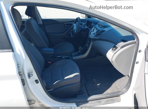 5NPDH4AEXGH760669 2016 HYUNDAI ELANTRA White Vista interior delantera
