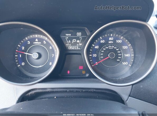 5NPDH4AEXGH760669 2016 HYUNDAI ELANTRA White Vista de los asientos traseros