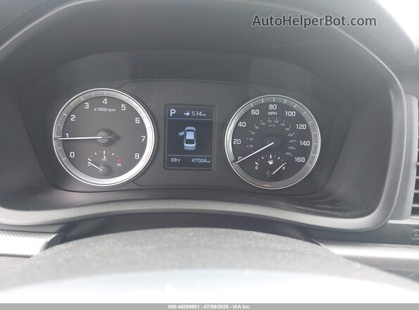 5NPE24AA2JH682981 2018 HYUNDAI SONATA White Vista de los asientos traseros