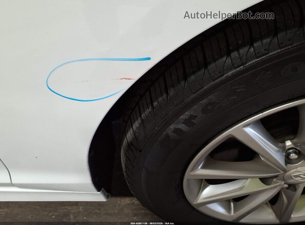 5NPE24AA4JH701109 2018 HYUNDAI SONATA White Front view