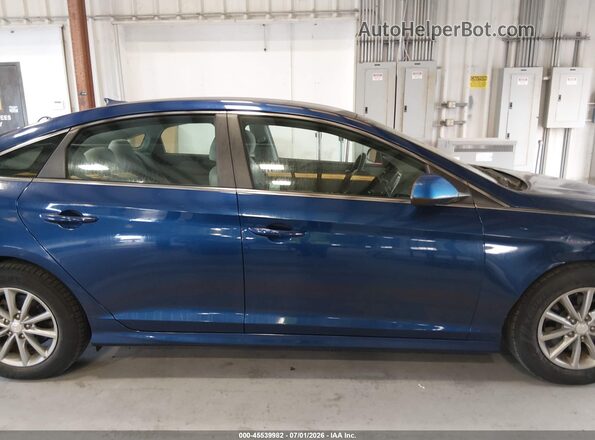 5NPE24AA8KH774792 2019 HYUNDAI SONATA Purple Widok wnętrza z tyłu