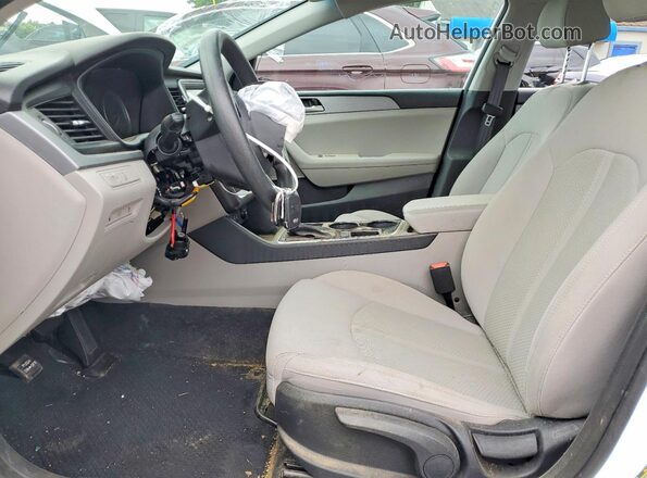 5NPE24AA9KH756978 2019 HYUNDAI SONATA White Vista interior delantera