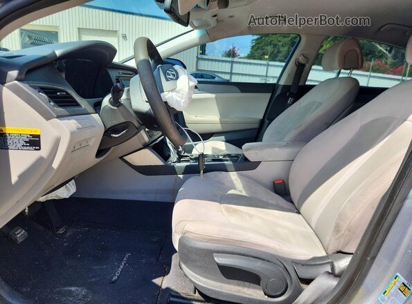 5NPE24AF0GH309619 2016 HYUNDAI SONATA Silver Widok wnętrza z przodu