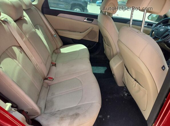 5NPE24AF0GH328008 2016 HYUNDAI SONATA Red Widok tylnych siedzeń