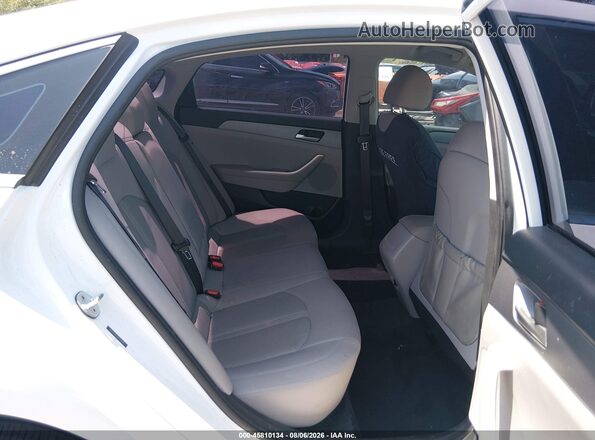 5NPE24AF0JH723037 2018 HYUNDAI SONATA White VIN კოდის სტიკერის ხედი